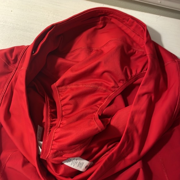 Lululemon 3” Speed Up Shorts- 8 Tall - Picture 3 of 4